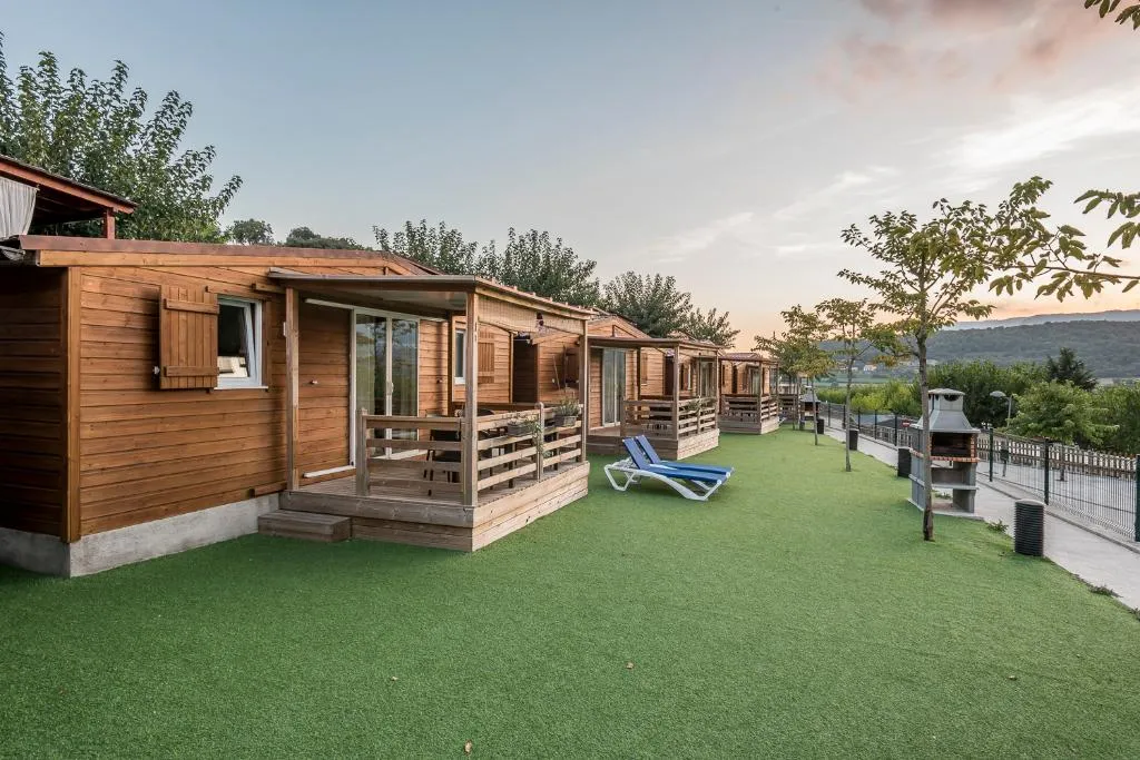 HOME CAPACITY 4 Room, Berga Resort - The Mountain - Wellness center -SPA, Barcelona