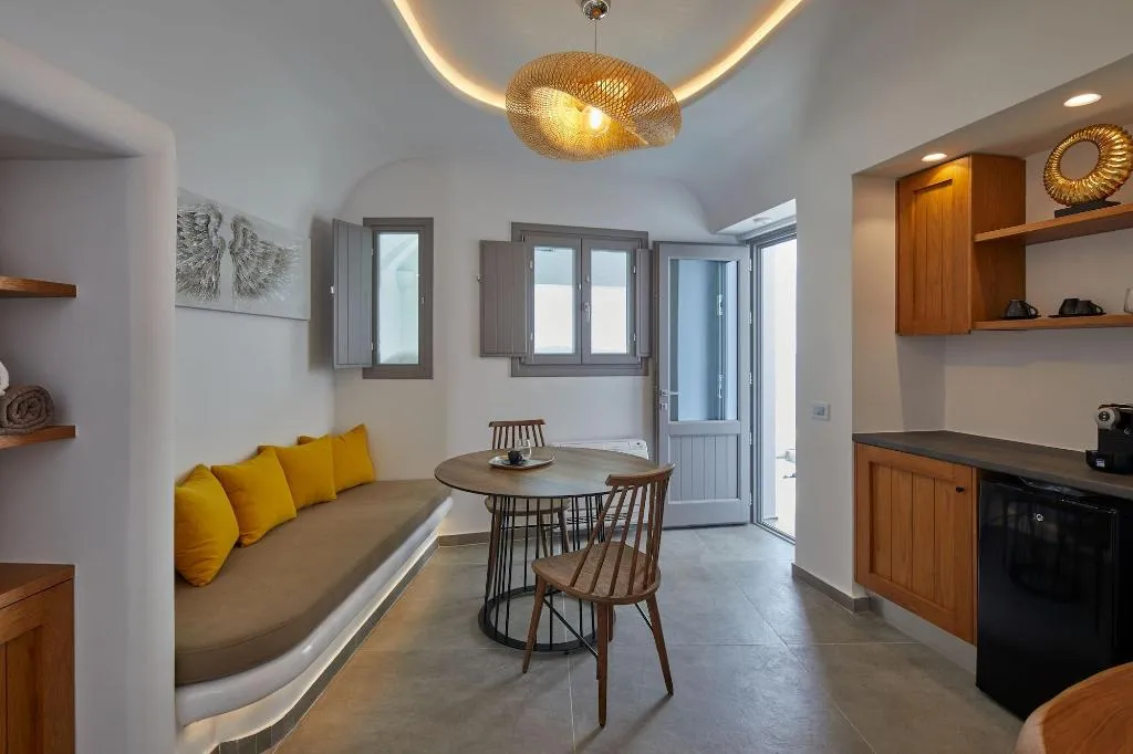 Room, Allure Breeze Suites, Santorini