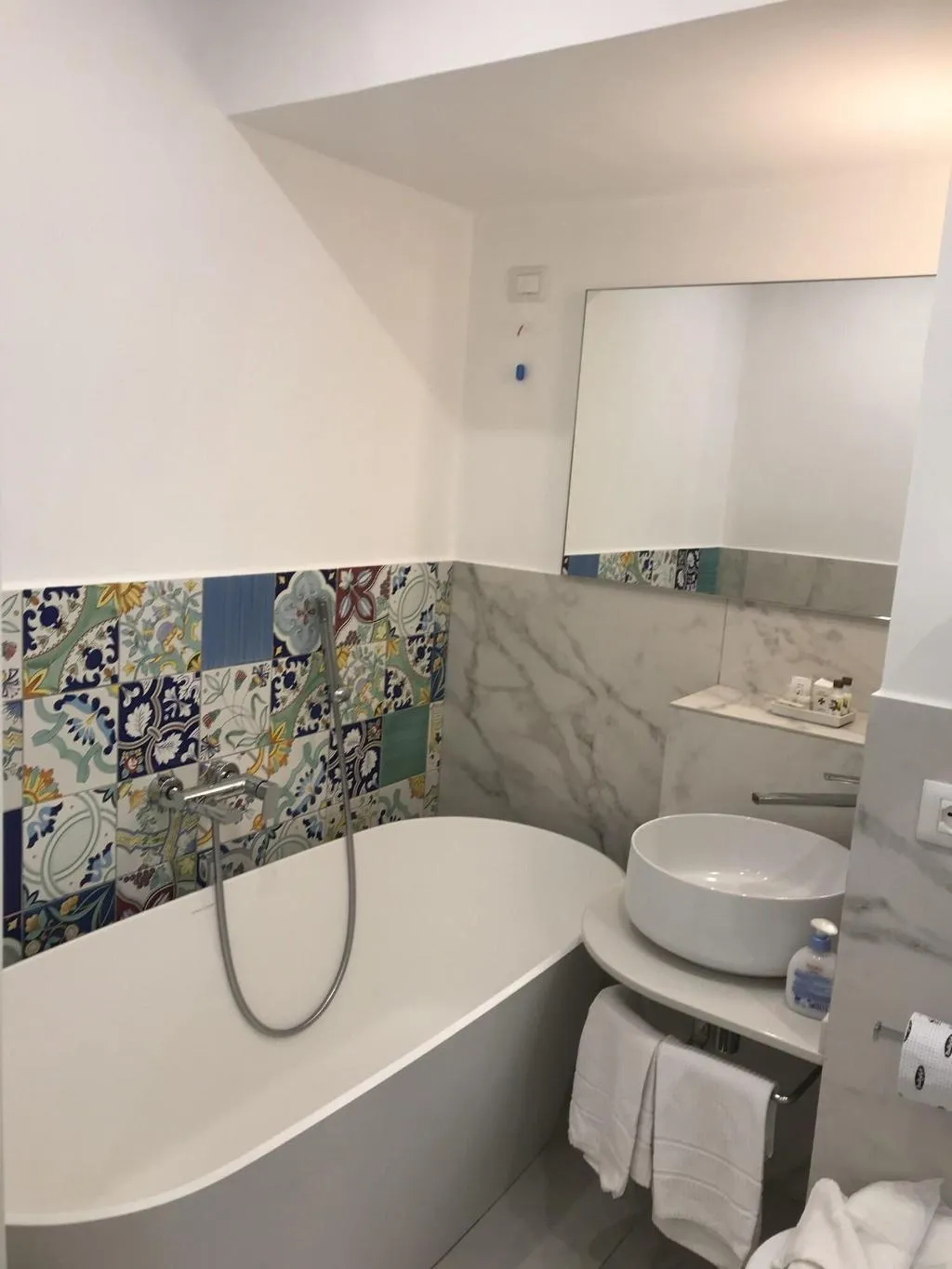 DOUBLE SUPERIOR CITY VIEW Room, Amalfi, Naples