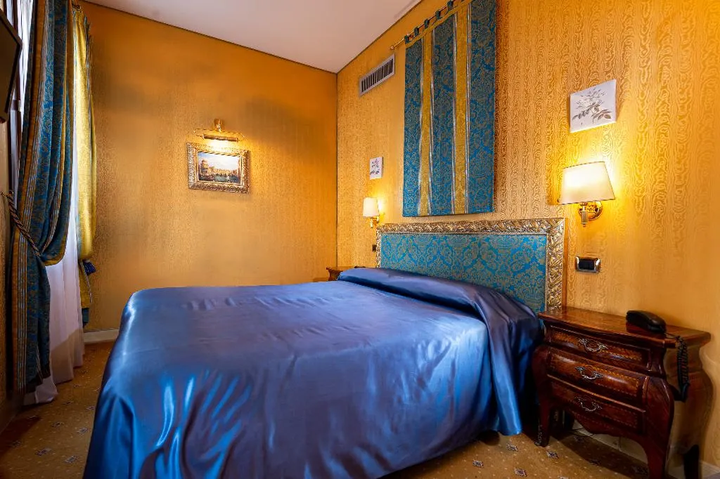 JUNIOR SUITE STANDARD Room, Hotel Santa Marina, Venice