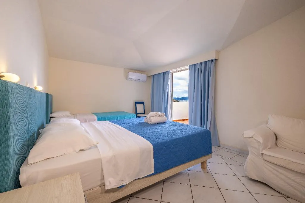 FAMILY ROOM STANDARD Room, Porto Koukla Beach Hotel, Zante