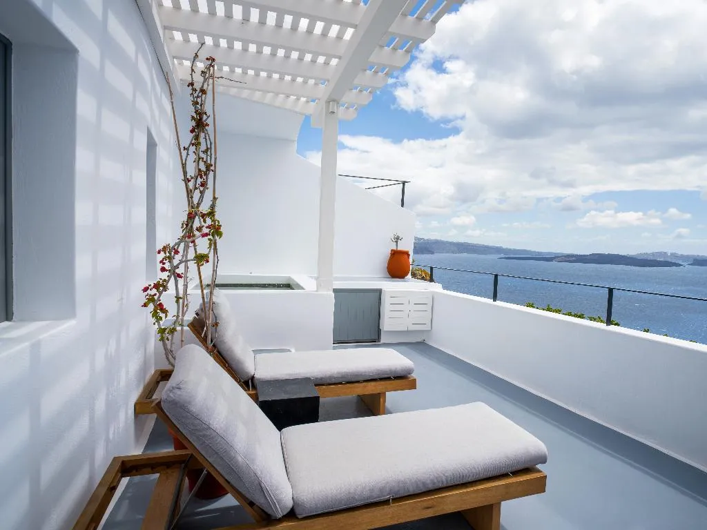 SUITE SEA VIEW Room, IKIES Santorini, Santorini