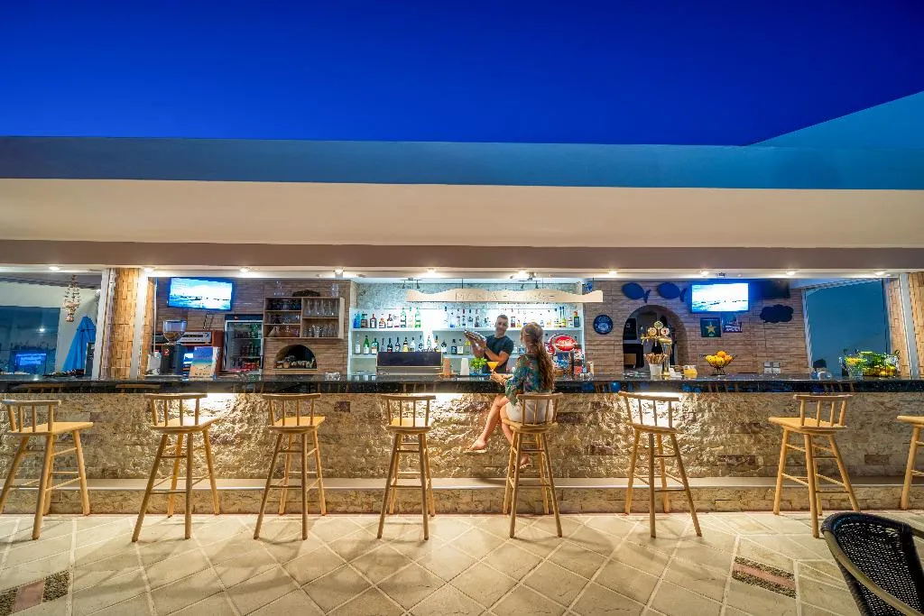 Bar, Maria Rousse, Crete