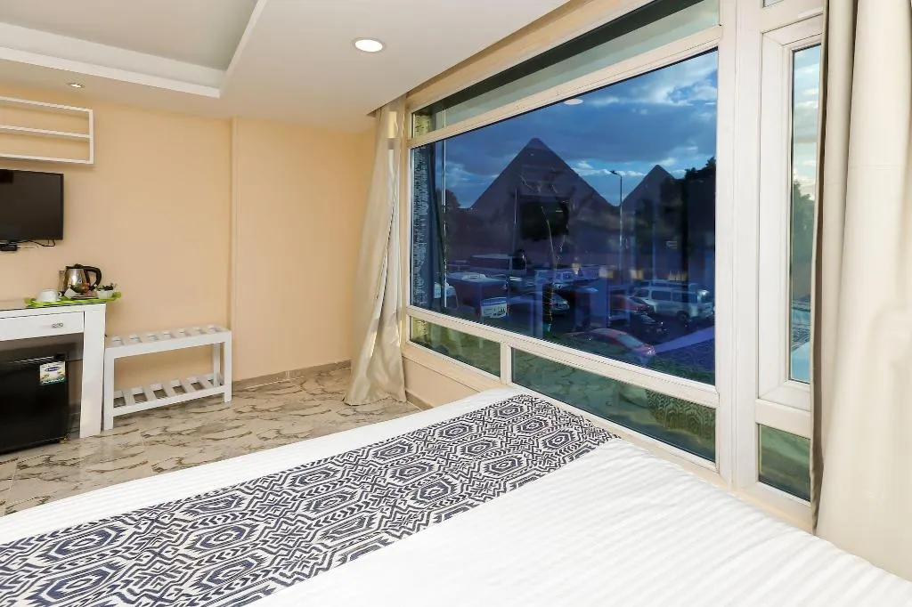 Room, Turquoise Pyramids Hotel, Cairo