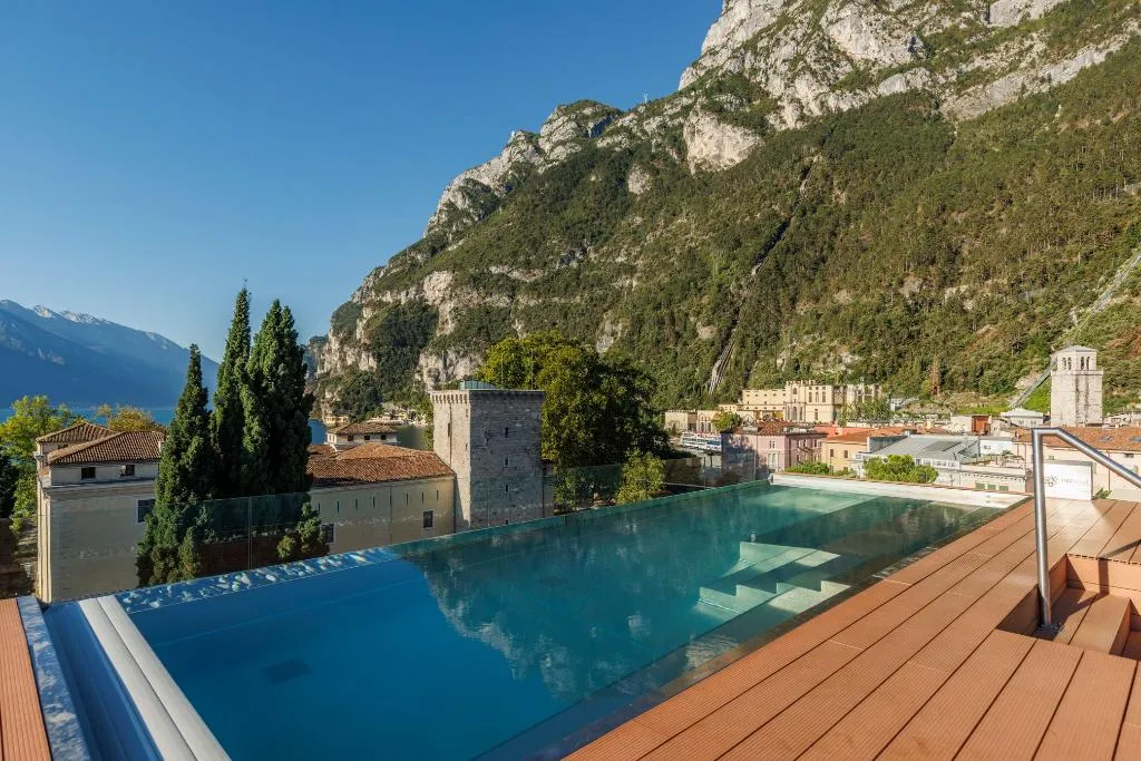 Pool, Grand Hotel Riva, Milan
