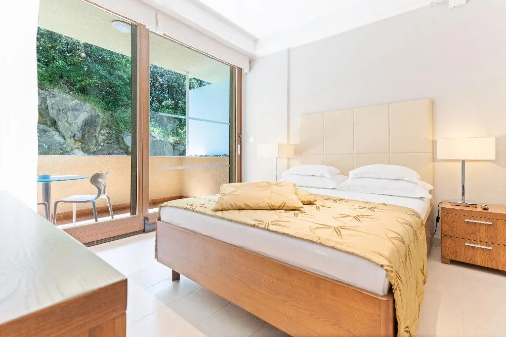 STUDIO WITH KITCHENETTE Room, The Residence, Split