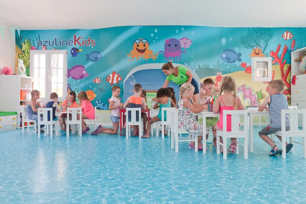Sports and Entertainment, FERGUS Style Punta Arabi, Ibiza