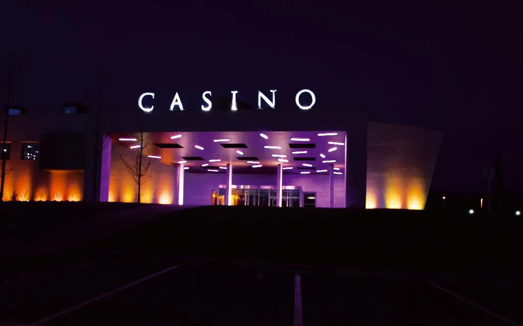 Sports and Entertainment, Casino Chaves, Porto