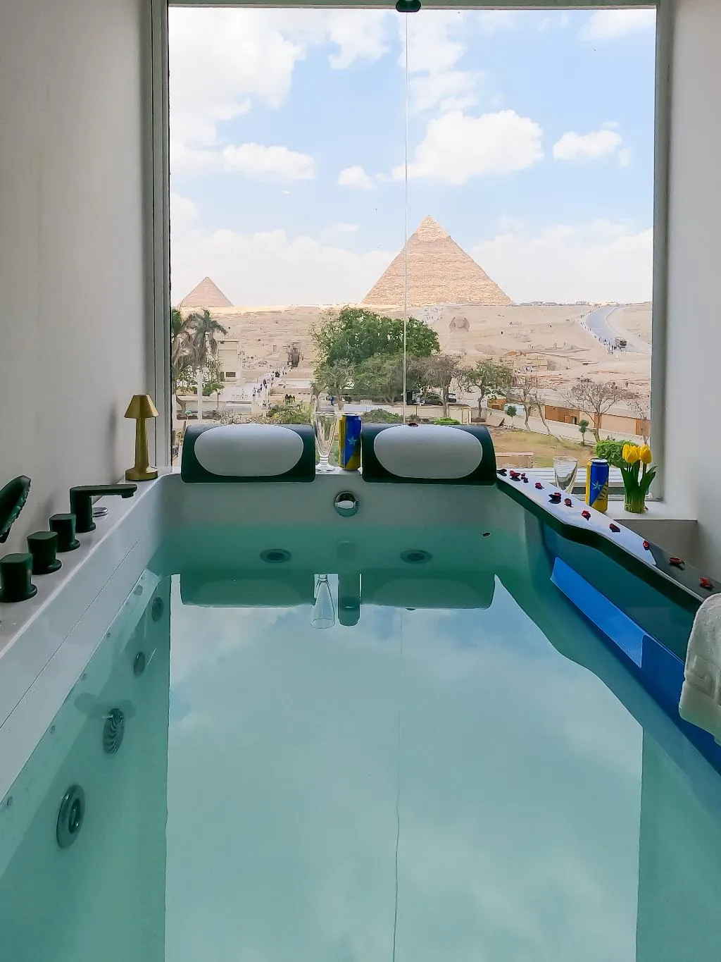 Double or Twin DELUXE WITH JACUZZI Room, Giza Pyramids View Inn, Cairo