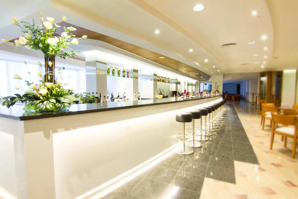 Bar, CM Castell de Mar, Majorca