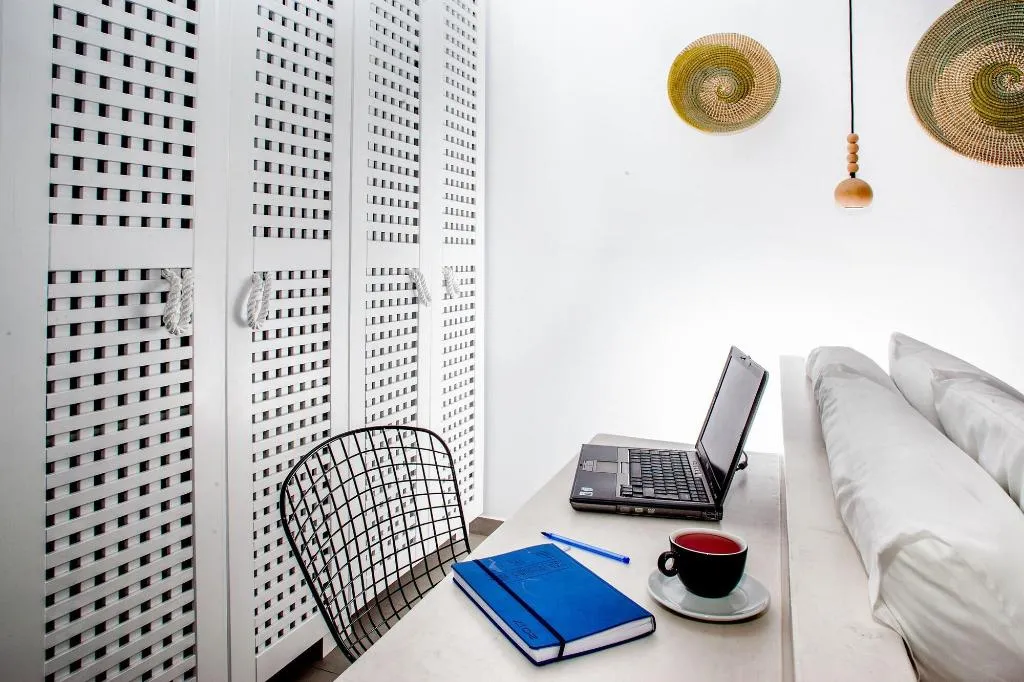 Room, Amity Suites, Santorini