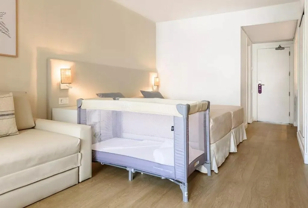 Room, FERGUS Club Palmanova Park, Majorca