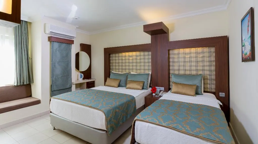 FAMILY ROOM GARDEN VIEW Room, Quattro Family Club Dem Hotel, Antalya