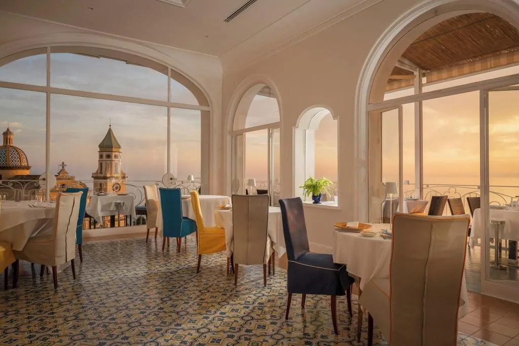 Restaurant, Tramonto D'oro, Naples