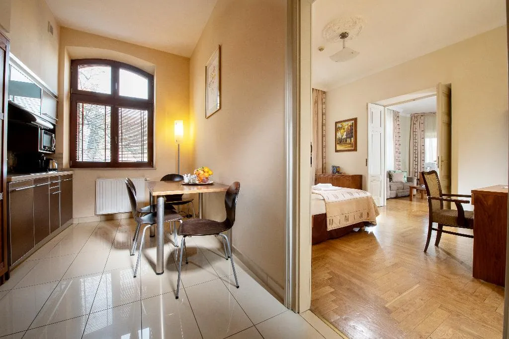 APARTMENT DELUXE Room, Red Brick Apartments, Krakow