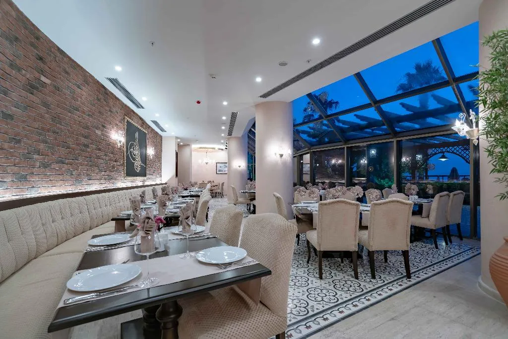 Restaurant, Royal Teos Thermal Resort Clinic & SPA, Izmir