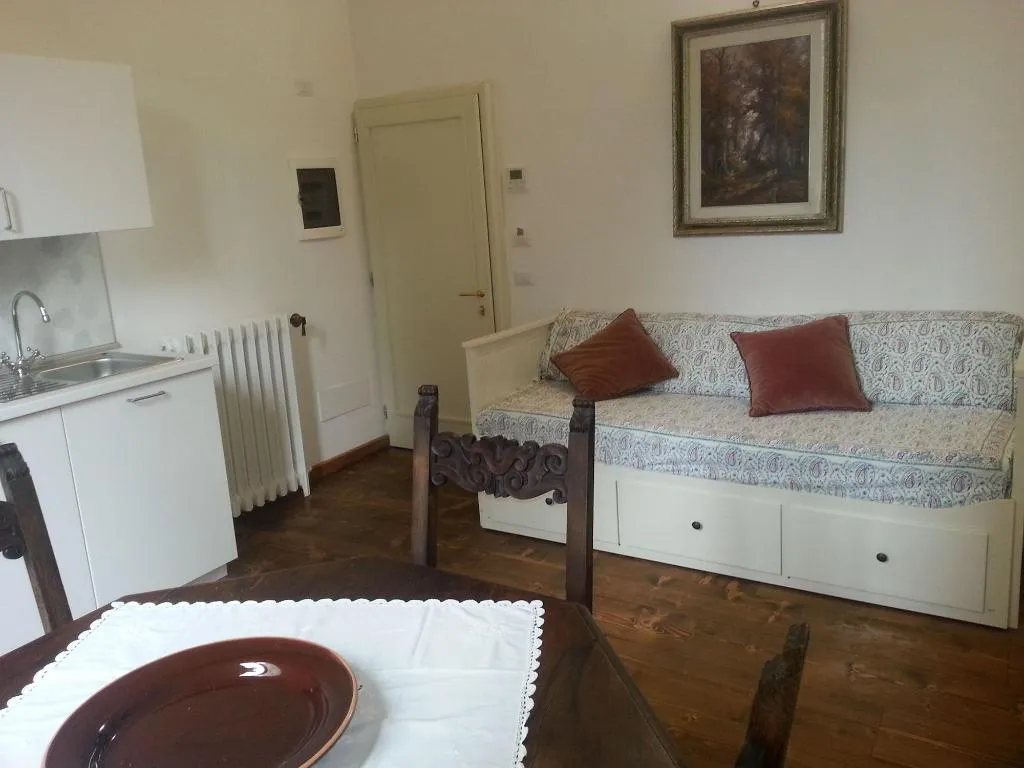 Room, Little Garden Donatello, Florence