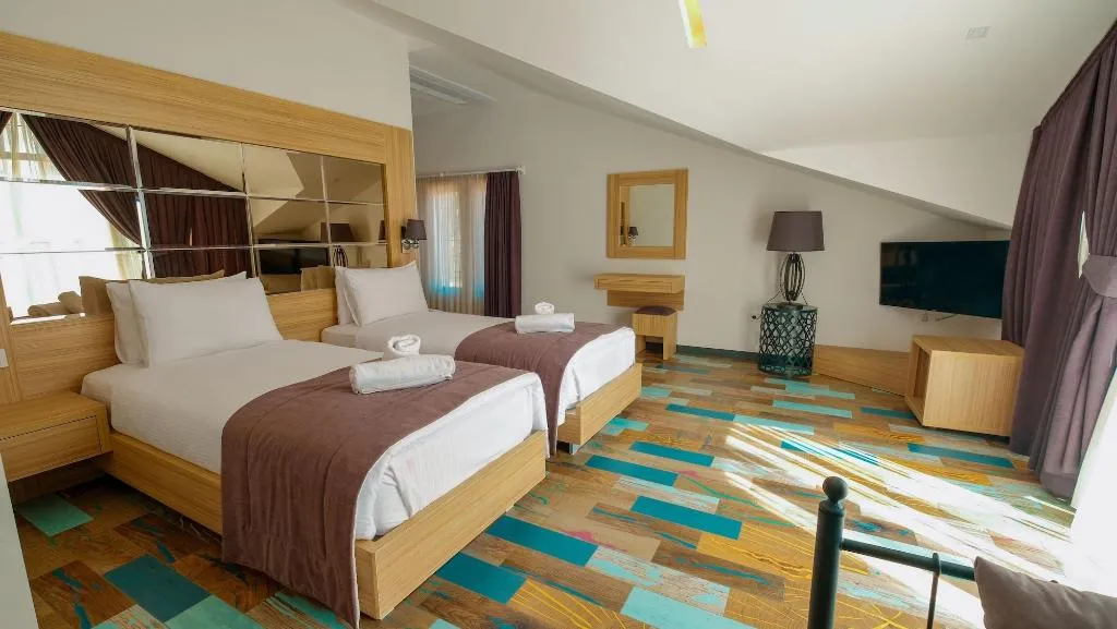 Room, Alesta Midtown, Dalaman