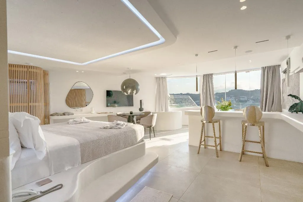 SUITE LUXURY ONE BEDROOM Room, Kivotos Mykonos, Mykonos