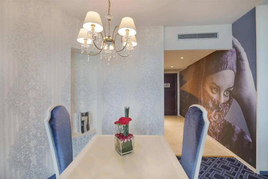 SUITE PREMIUM ONE BEDROOM Room, DoubleTree by Hilton Casablanca City Centre, Casablanca