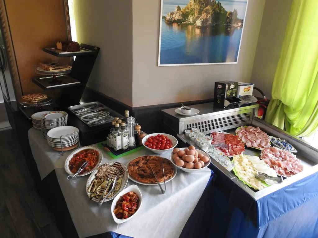Restaurant, Chrismare, Taormina