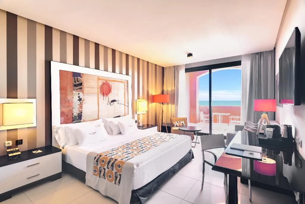 Double or Twin DELUXE OCEAN FRONT Room, Royal Hideaway Sancti Petri, Costa De La Luz