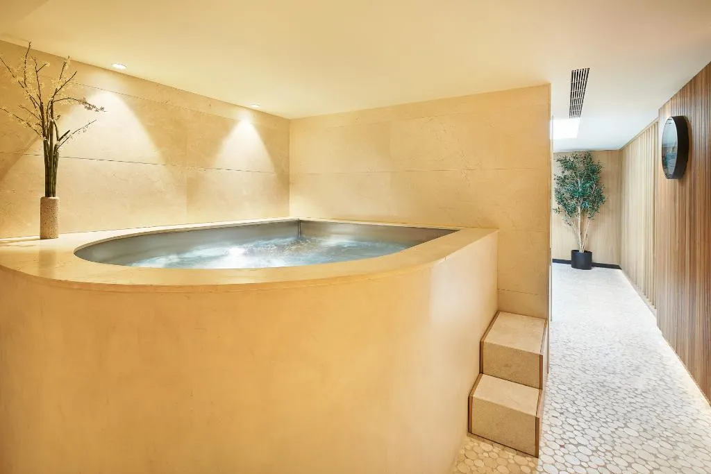 Sports and Entertainment, Majestic Hotel & Spa Barcelona, Barcelona