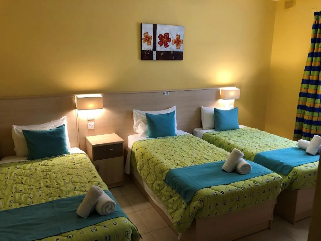 Room, Sunseeker Holiday Complex, Malta