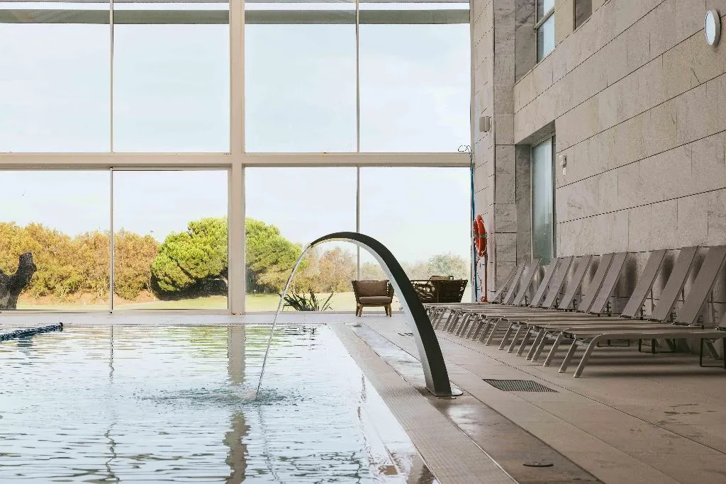 Pool, Crowne Plaza Caparica Lisbon, Lisbon