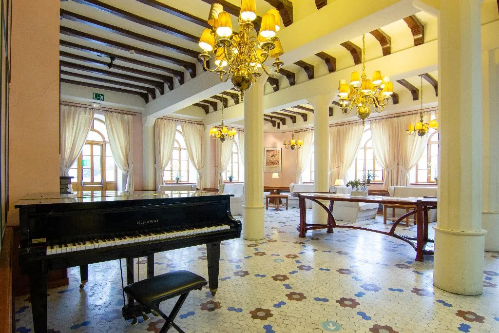 Lobby, Vall de Nuria, Costa Brava