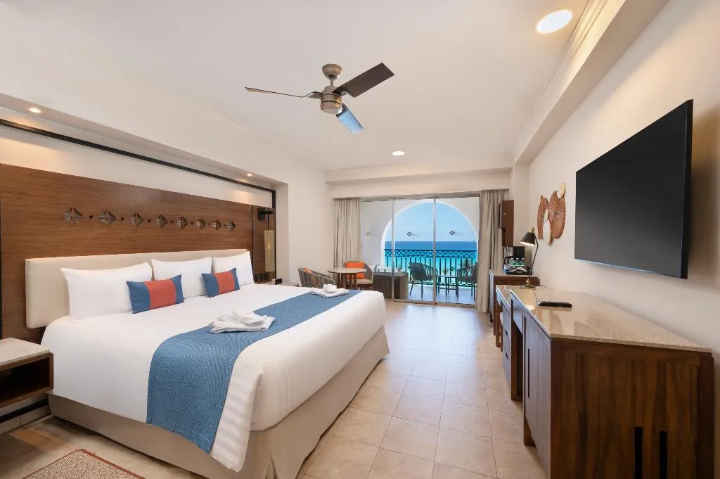 DOUBLE DELUXE WITH JACUZZI Room, GR Solaris Cancun All Inclusive, Cancun Area