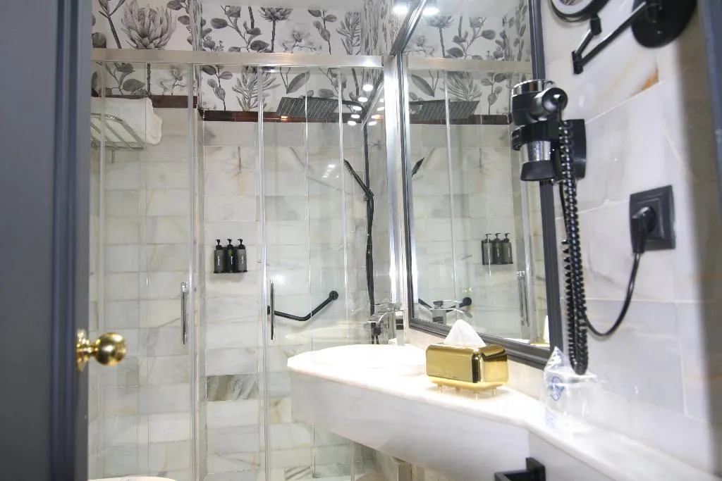 DOUBLE STANDARD Room, San Gil, Seville