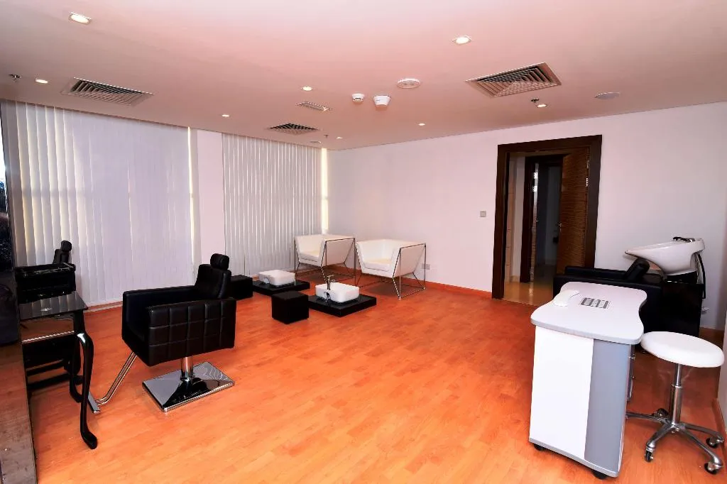 Sports and Entertainment, Best Western Plus Pearl Creek, Dubai