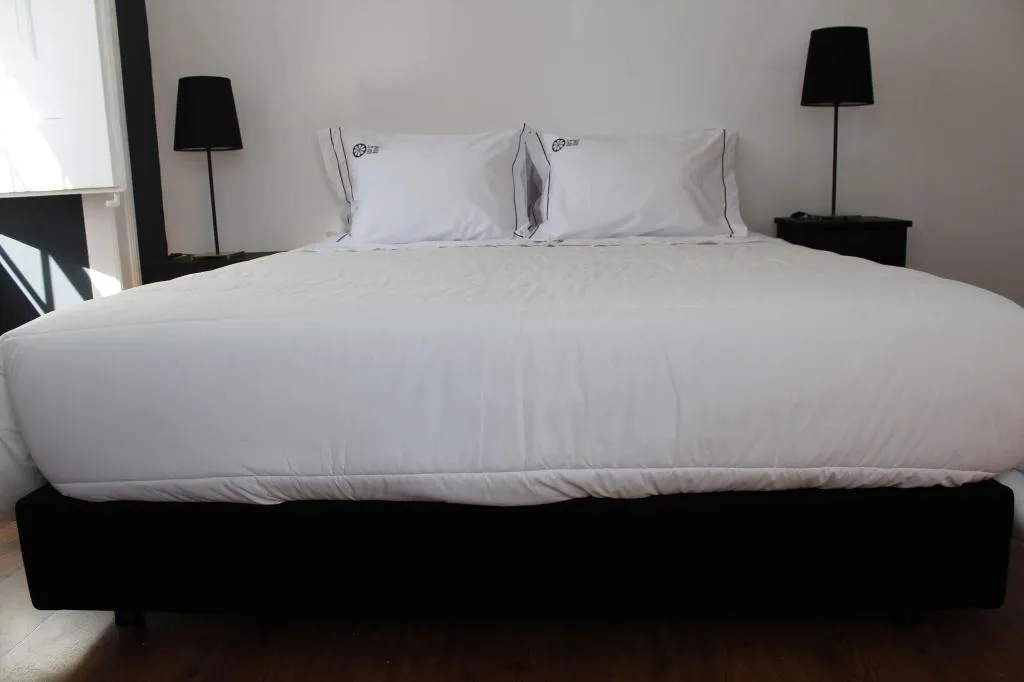 Room, Largo da Sé, Lisbon