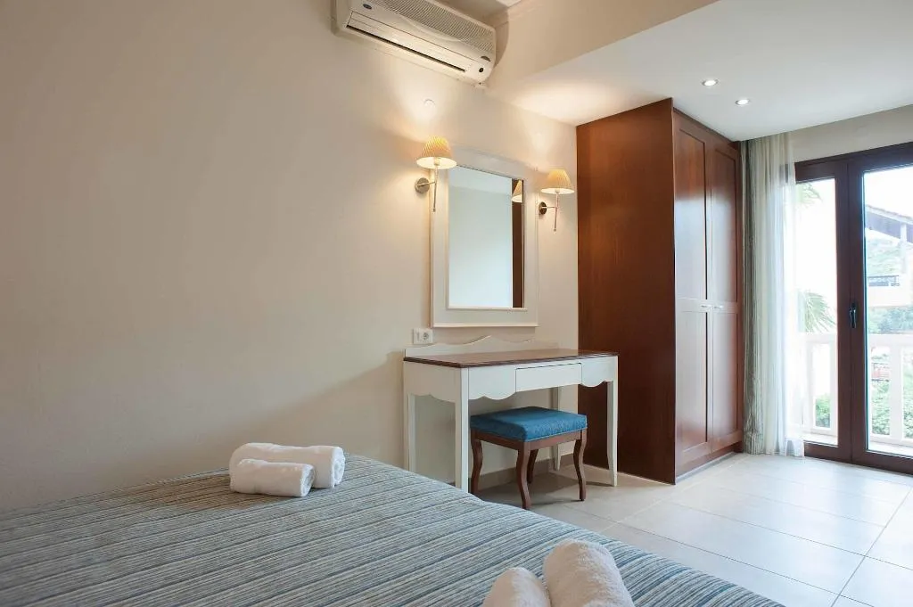 Room, Frideriki Studios & Apartments, Crete