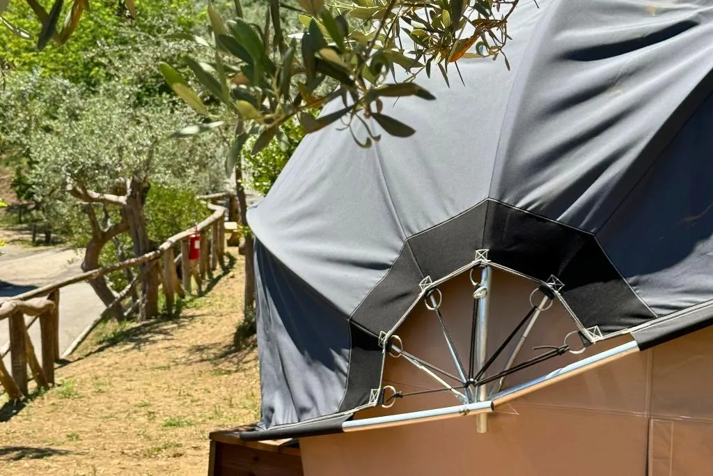 Tent ONE BED Room, Hostel & Glamping Santa Fortunata, Naples