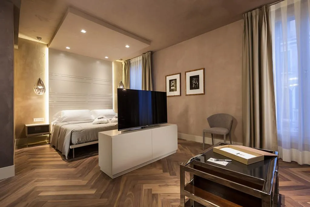 SUITE WITH VIEWS Room, Liassidi Wellness Suites, Venice