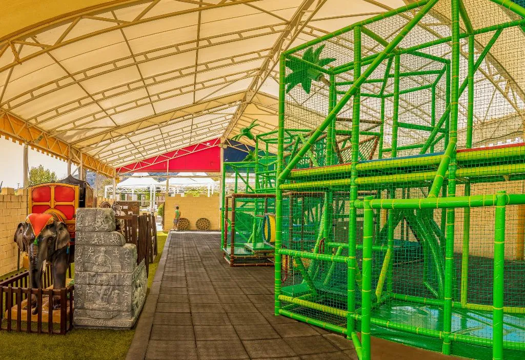 Sports and Entertainment, Magic Robin Hood Resort, Costa Blanca