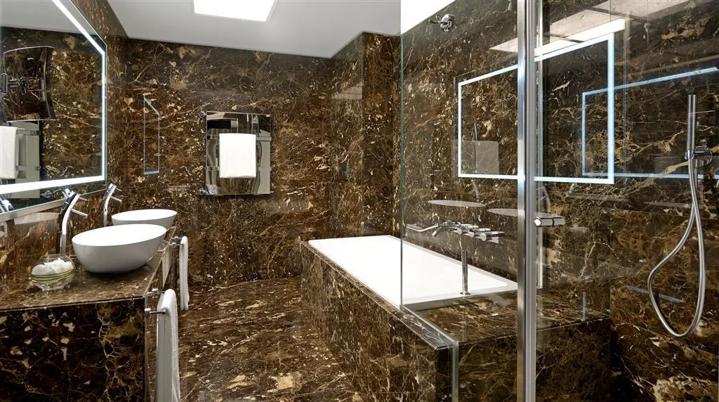 Room, Excelsior Hotel Gallia, a Luxury Collection Hotel, Milan