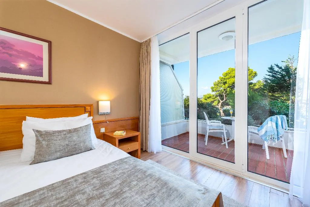 DOUBLE WITH BALCONY Room, Splendid, Dubrovnik