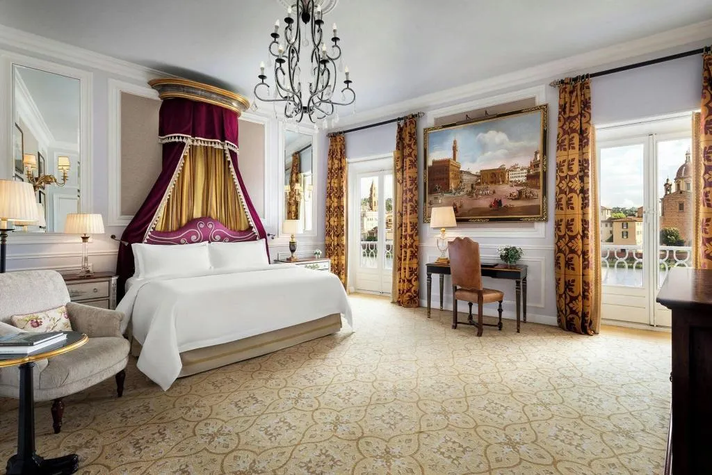 DOUBLE PREMIUM WITH VIEWS Room, St Regis Florence, Florence