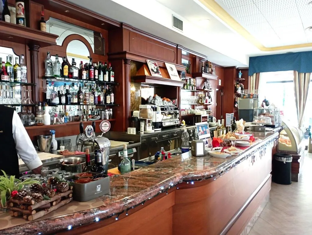 Bar, Grazia Deledda, Cagliari