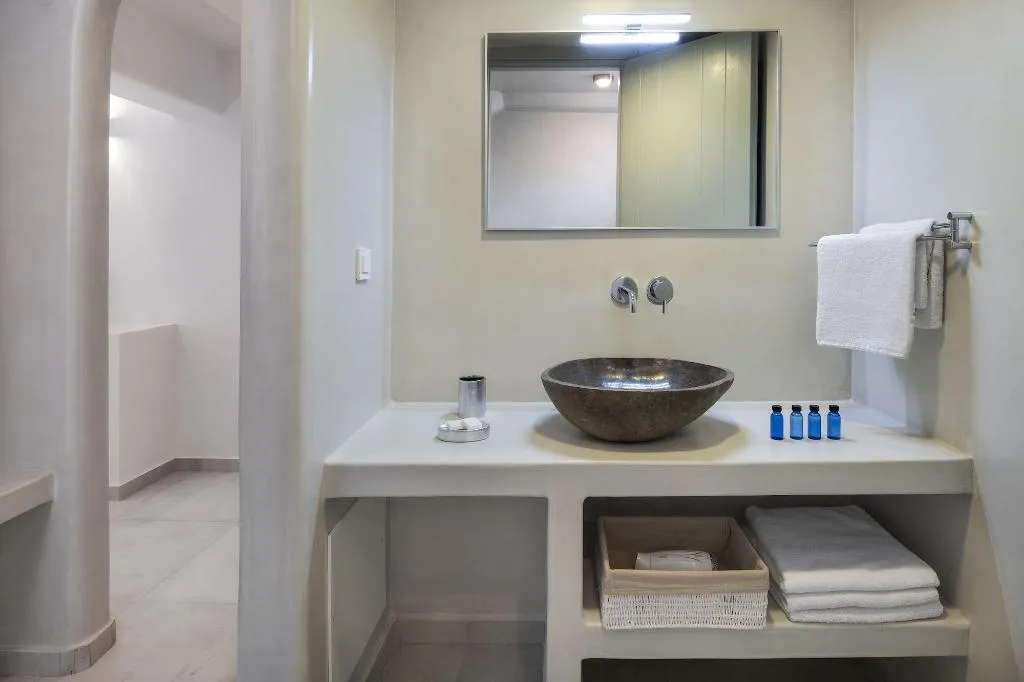 Room, Seven Suites, Santorini