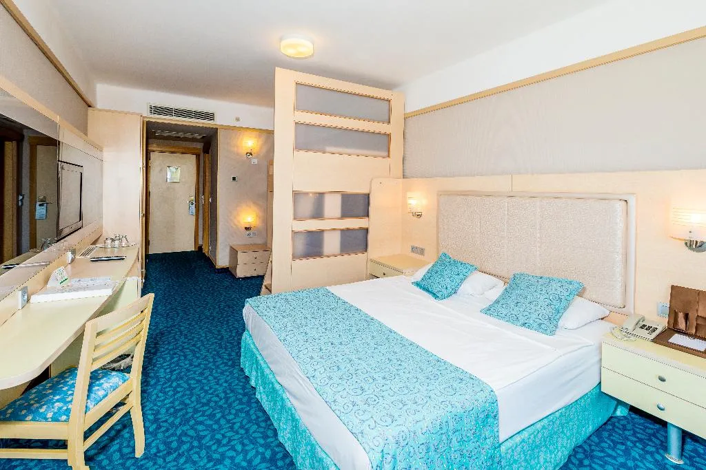 DOUBLE BUNK BED Room, Vonresort Golden Coast, Antalya
