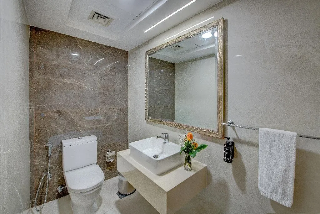 SUITE LUXURY Room, Howard Johnson Plaza by Wyndham Dubai Deira, Dubai