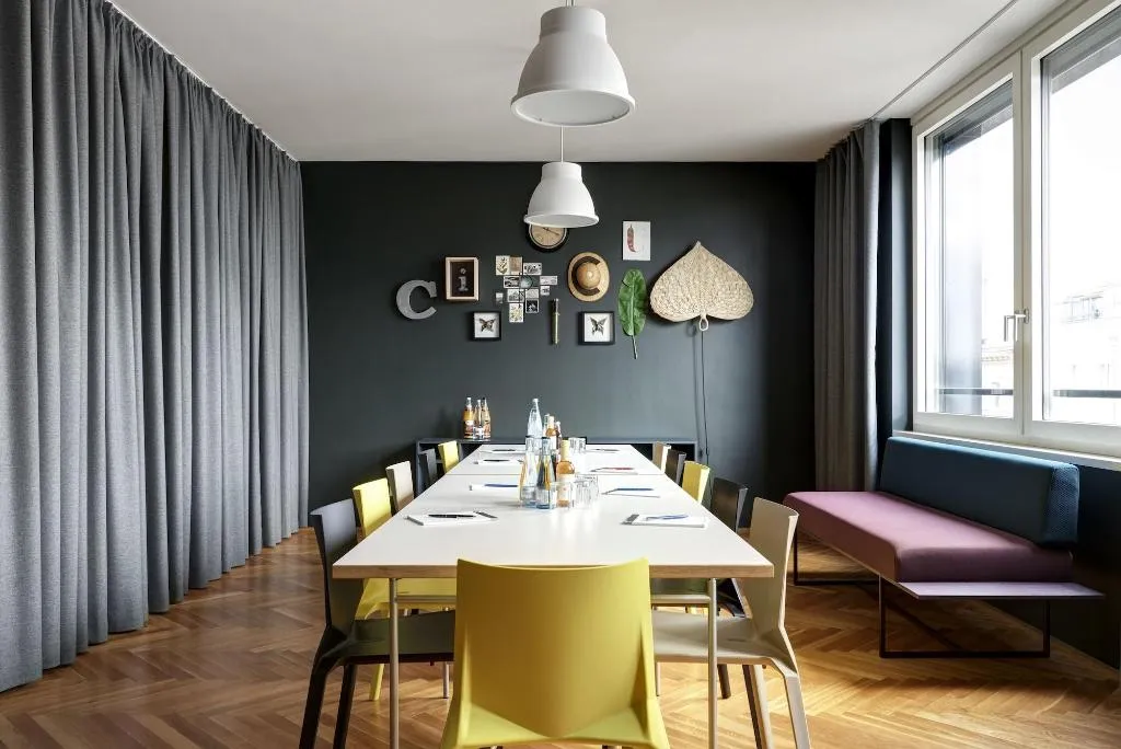 Conferences, The Circus Apartments, Berlin