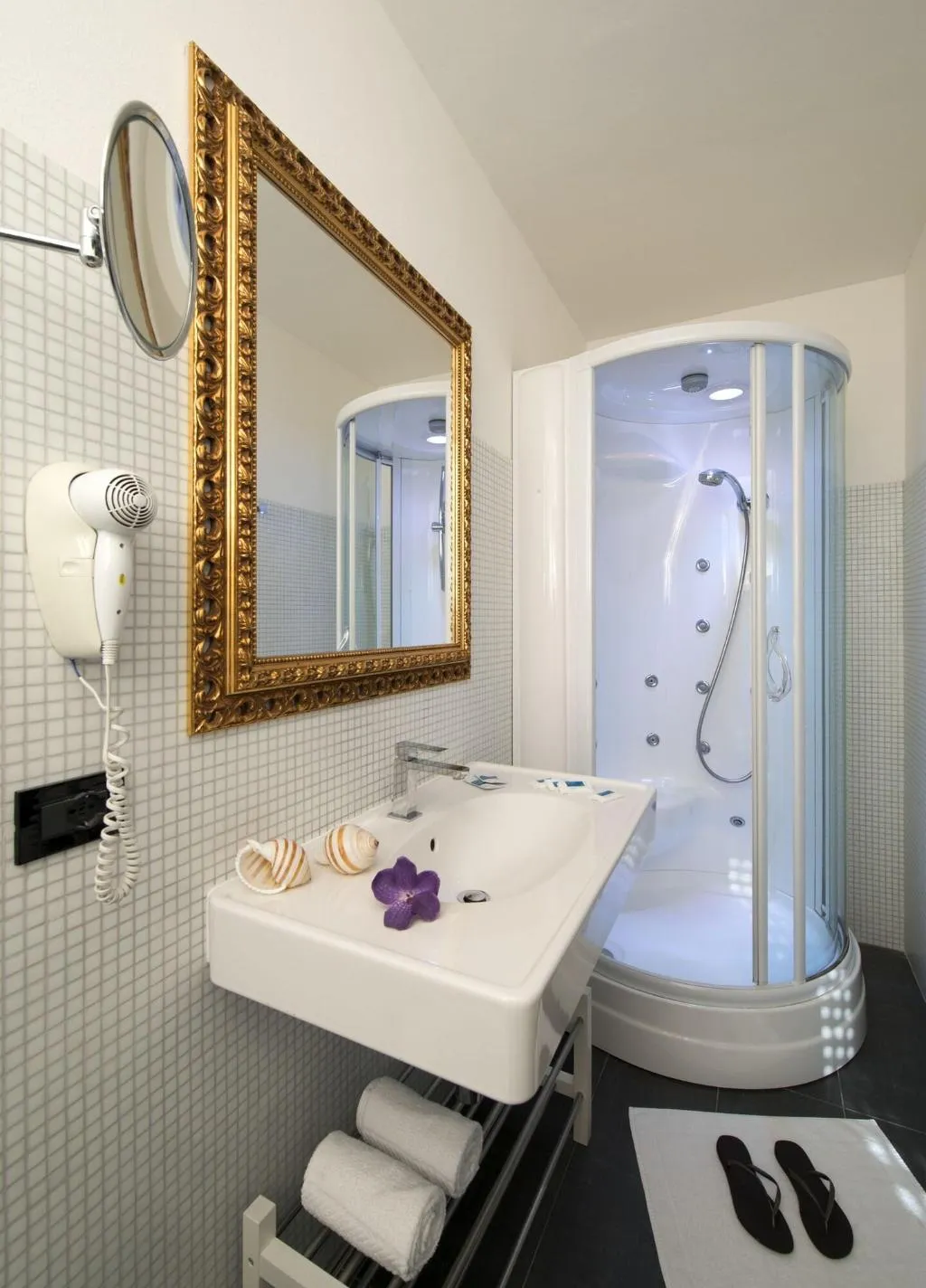 Room, Hotel Vienna, Venice