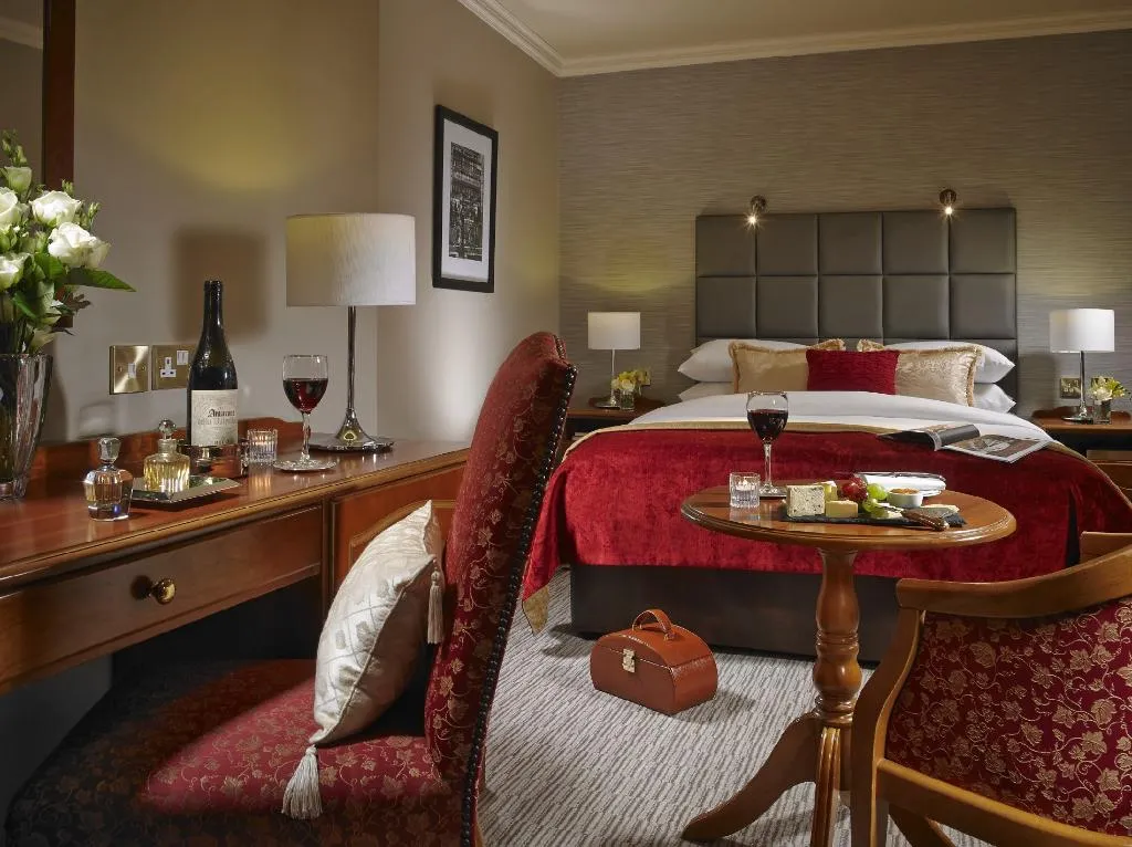 DOUBLE STANDARD Room, Buswells Hotel, Dublin