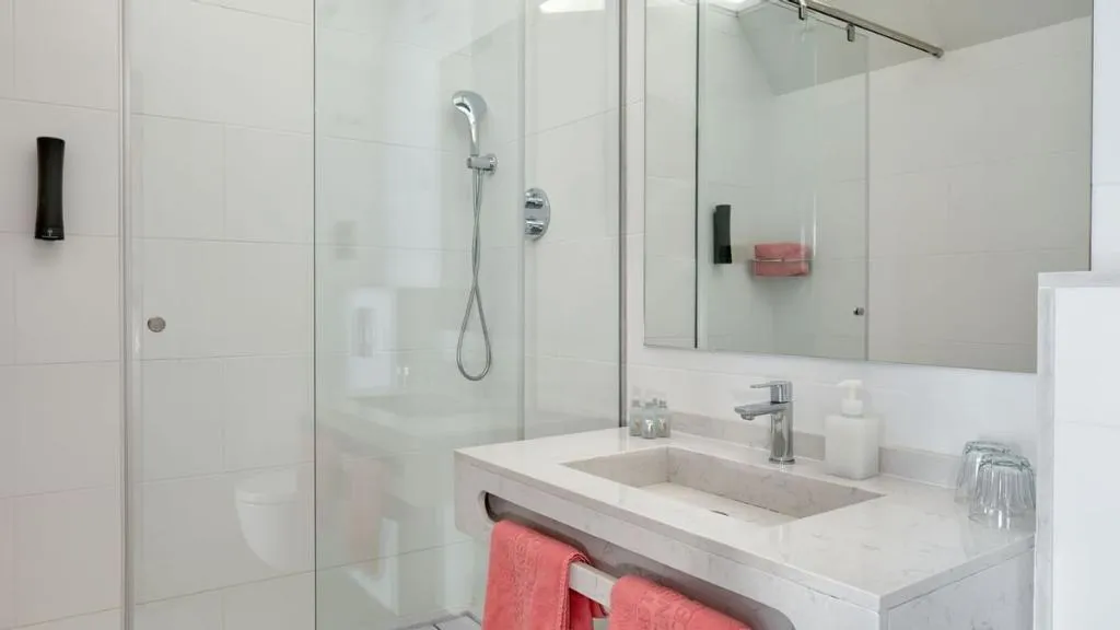 DOUBLE ECONOMY Room, Continental Palacete Hotel, Barcelona