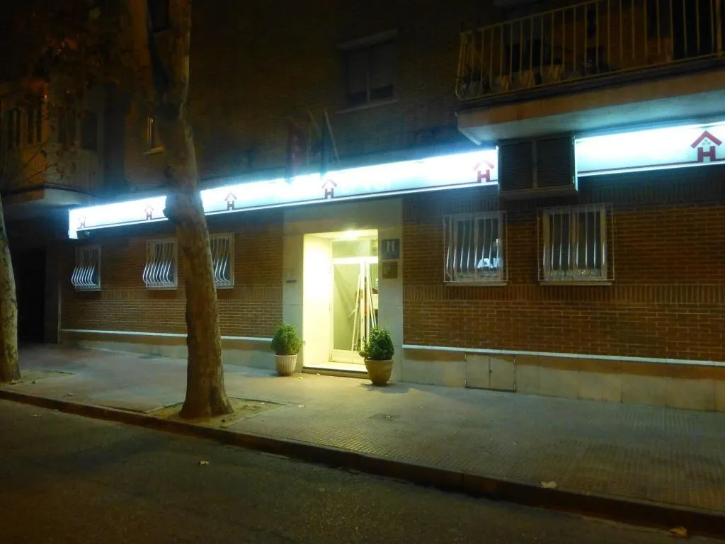 General view, Hostal El Val, Madrid